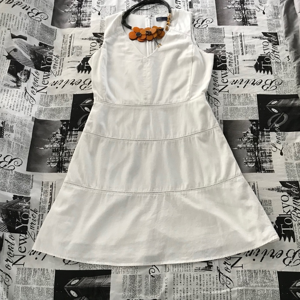 Gap white cotton dress